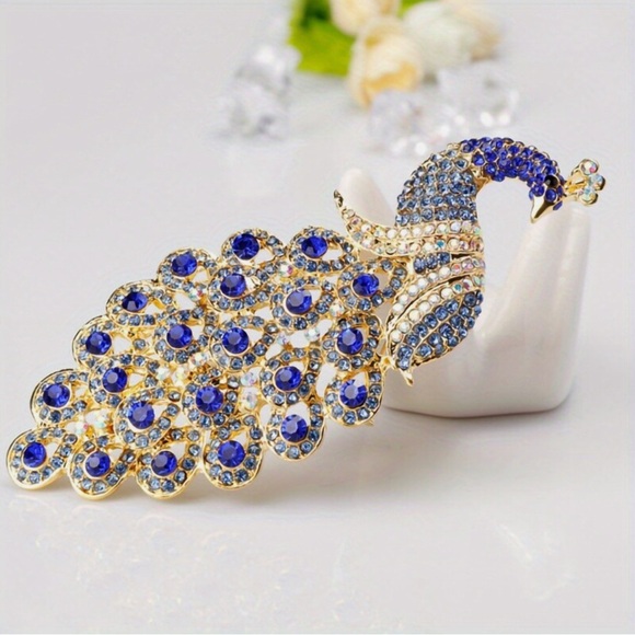 Vintage Rhinestone Peacock Brooch - Picture 3 of 3